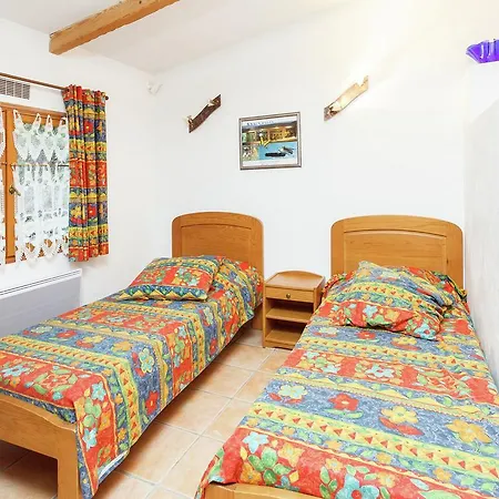 Ferienhaus Detached Holiday With Shared Swimming Pool In A Marvellous Nature Reserve Réquista