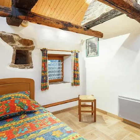 Detached Holiday With Shared Swimming Pool In A Marvellous Nature Reserve Ferienhaus Réquista