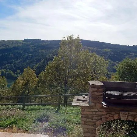 Detached Holiday With Shared Swimming Pool In A Marvellous Nature Reserve Réquista